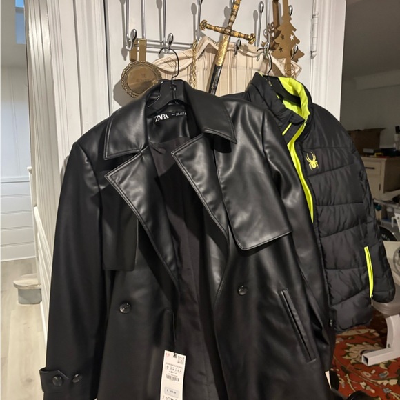 Zara Jackets & Blazers - Zara Black Women's Trench Coat
